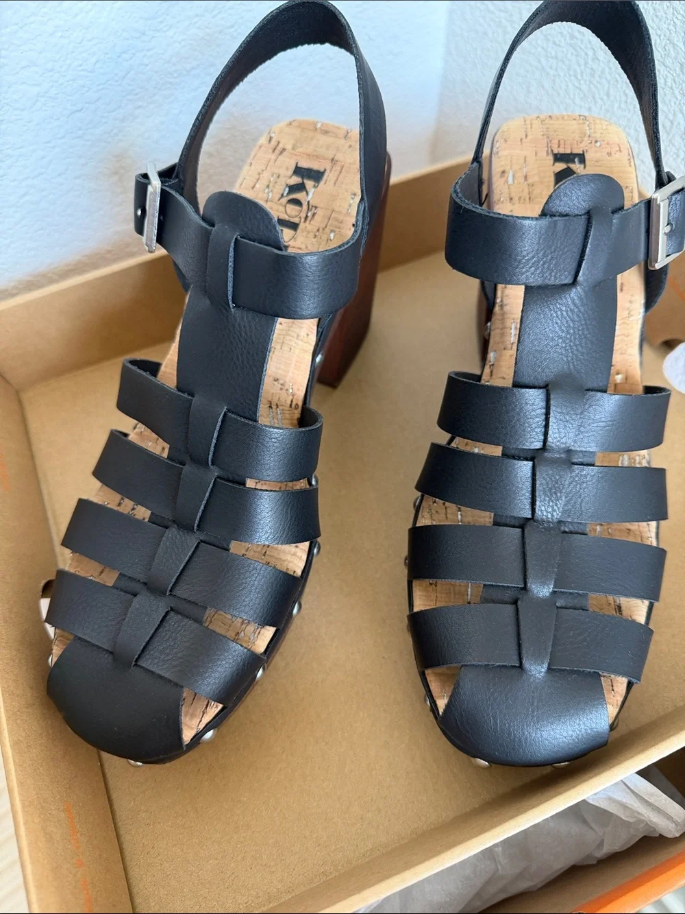 Kork-Ease korks whitney